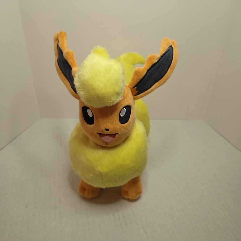 Pokémon Plush - Flareon JAZWARES Small plush